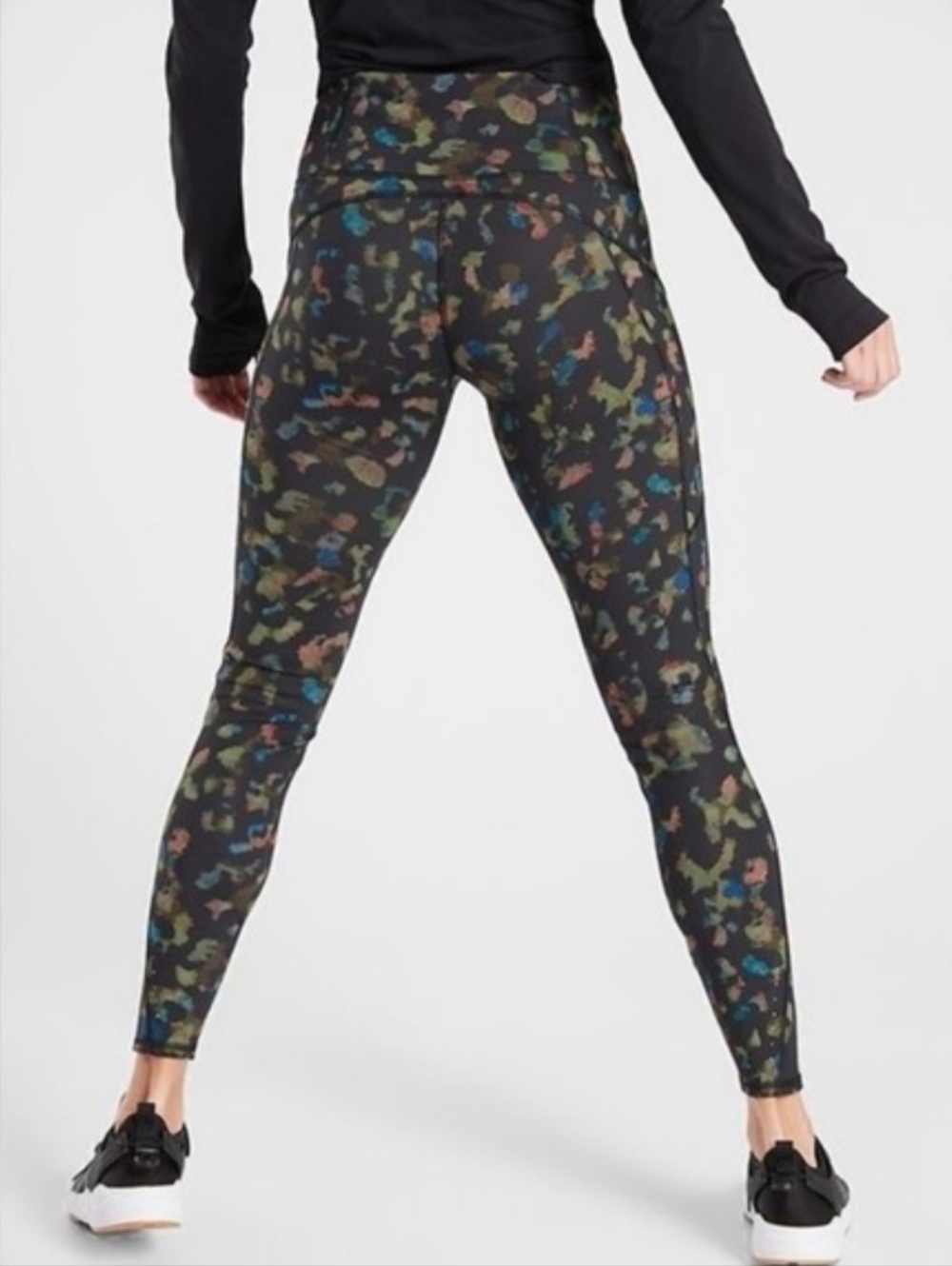 Athleta Rainer Leopard Multi Color Print Leggings Size Small With Zip Pockets